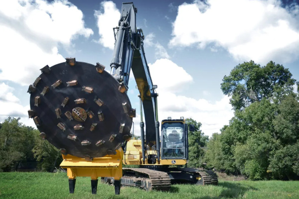DM-ExcavatorAttach-Y24.jpg