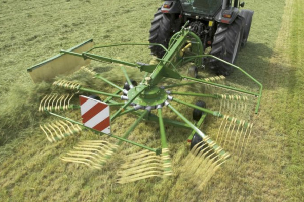 Krone | Single Rotor Rakes | Model Swadro 42 for sale at King Ranch Ag & Turf