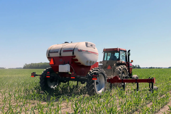 Unverferth | NutriMax Liquid Applicator | Model 1000 - 30' Single Width for sale at King Ranch Ag & Turf