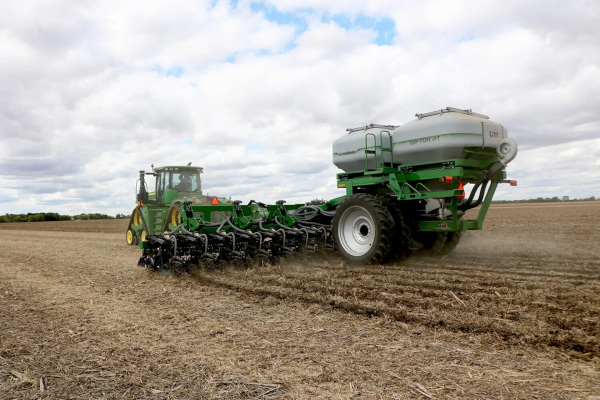 Unverferth | Strip Tillage | Raptor Strip Tillage Tool for sale at King Ranch Ag & Turf
