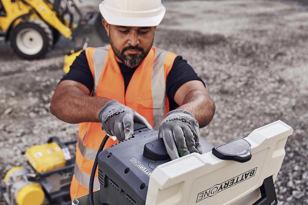 WN-PowerStorage-Y24.jpg